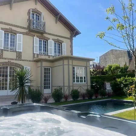 L Eneide Deauville